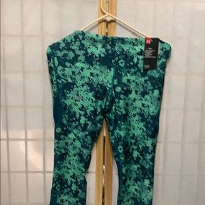 Under armour‎ print crop
